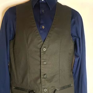 Guess black vest